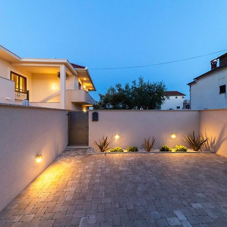 Find Your Haven In Morena Celeste Seaside Puntamika Apartments! Zadar Exterior photo