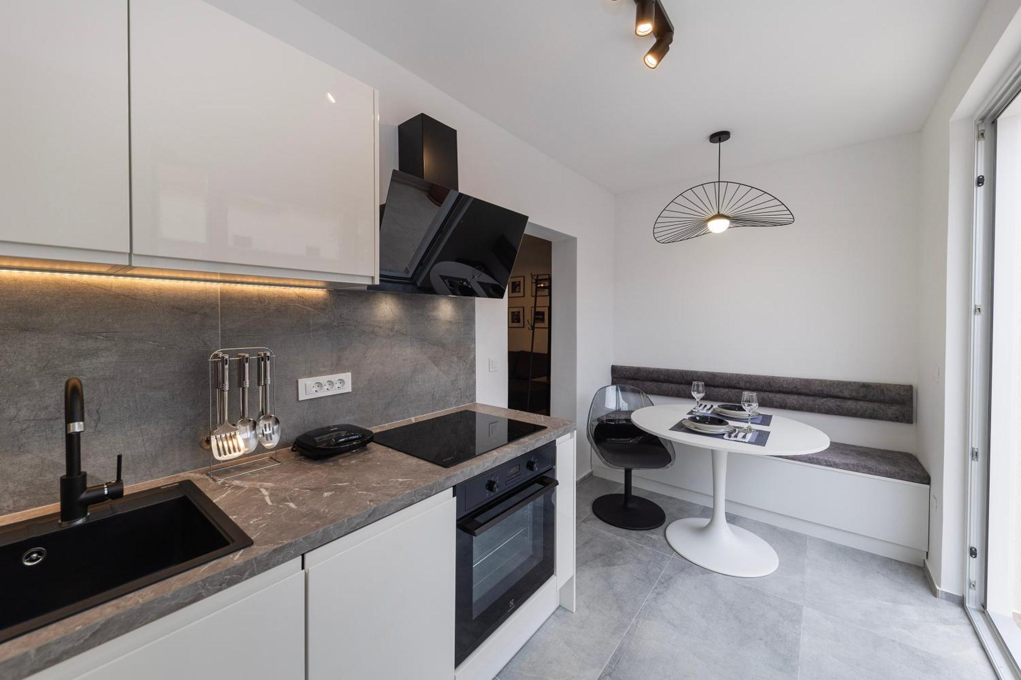 Find Your Haven In Morena Celeste Seaside Puntamika Apartments! Zadar Exterior photo